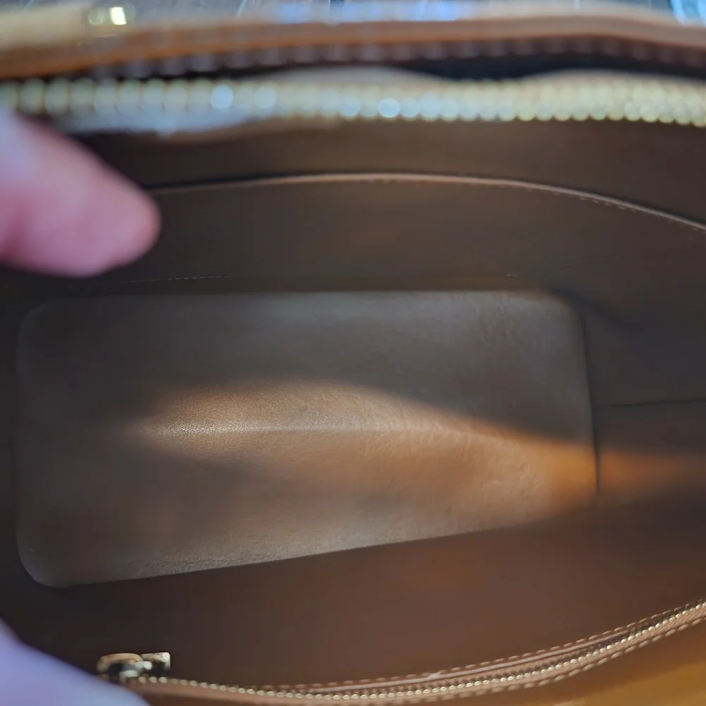 Louis Vuitton Vernis Houston Bag - Bronze - Picture 7 of 14